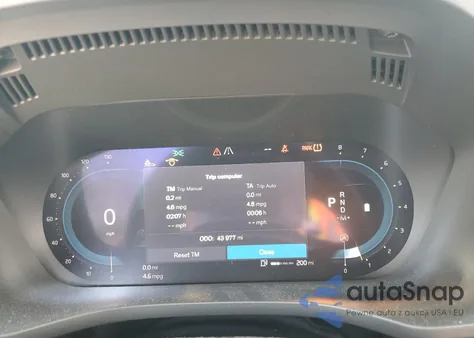 2022 Volvo Xc60 B5 Momentum z USA, uszkodzony, nr VIN YV4L12RKXN1004050